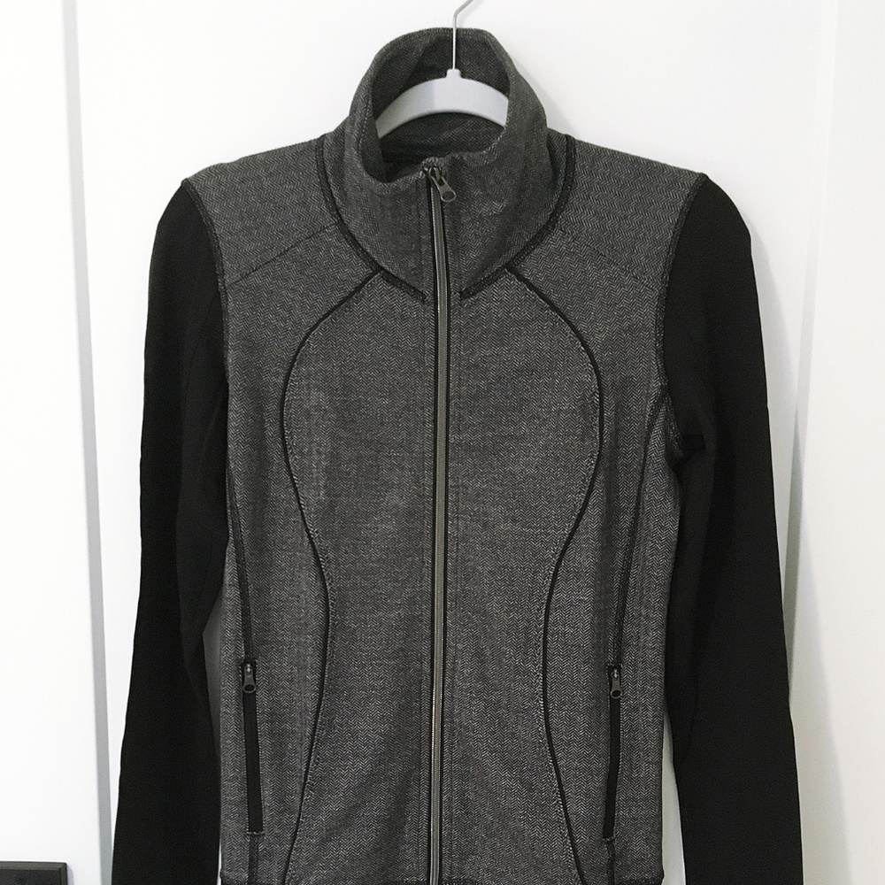 lululemon athletica Gray and Black Sweatshirt